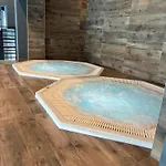 Apartamento Blue Mare Dubai Kasprowicza 20b, Free Parking, Pool, Jacuzzi, Sauna, Gym